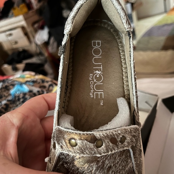 boutique by corkys shoes
